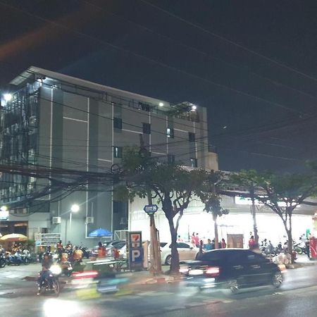 W71 Hotel กรุงเทพมหานคร ภายนอก รูปภาพ